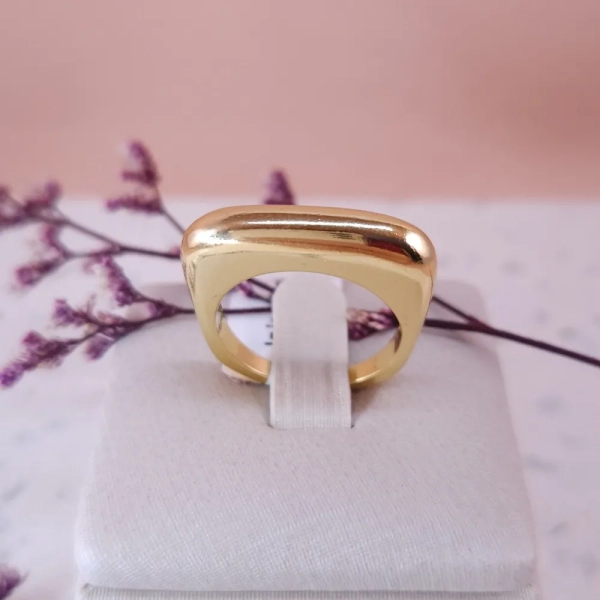 Anel Quadrado Liso - Banhado a ouro 18k