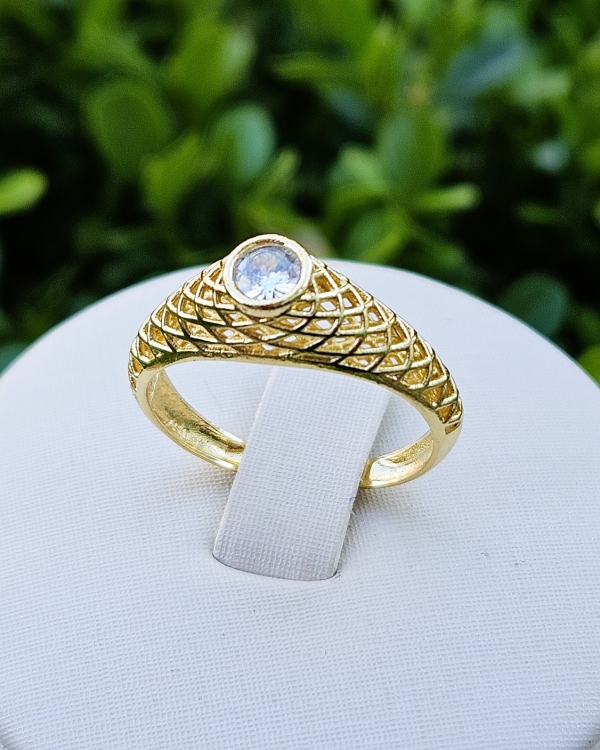 Anel Solitário Minimalista, Alto Vasado - Banhado a ouro 18k