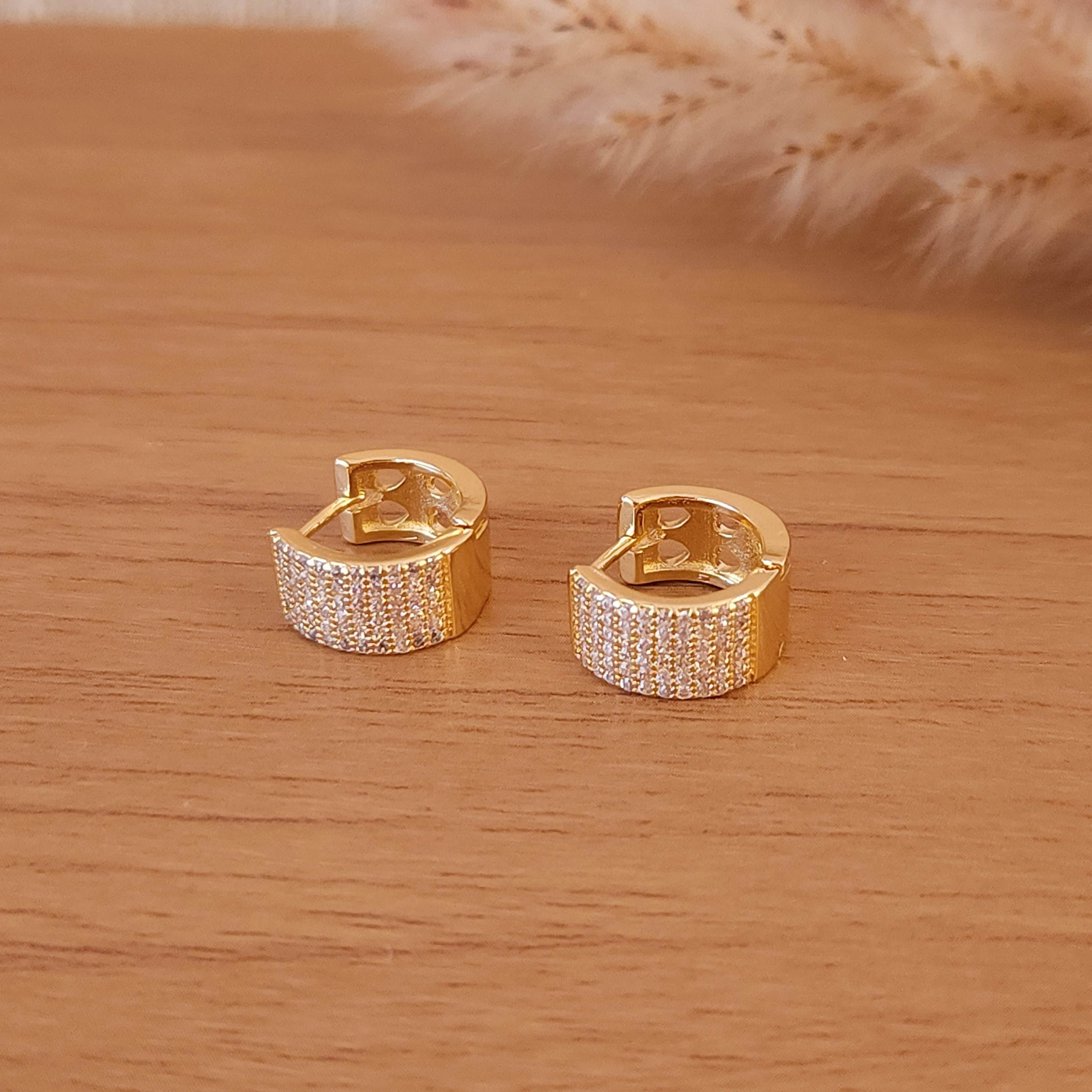 Brinco Argola 6 Carreiras de Zircônia Cravejada - Banhado a Ouro 18k