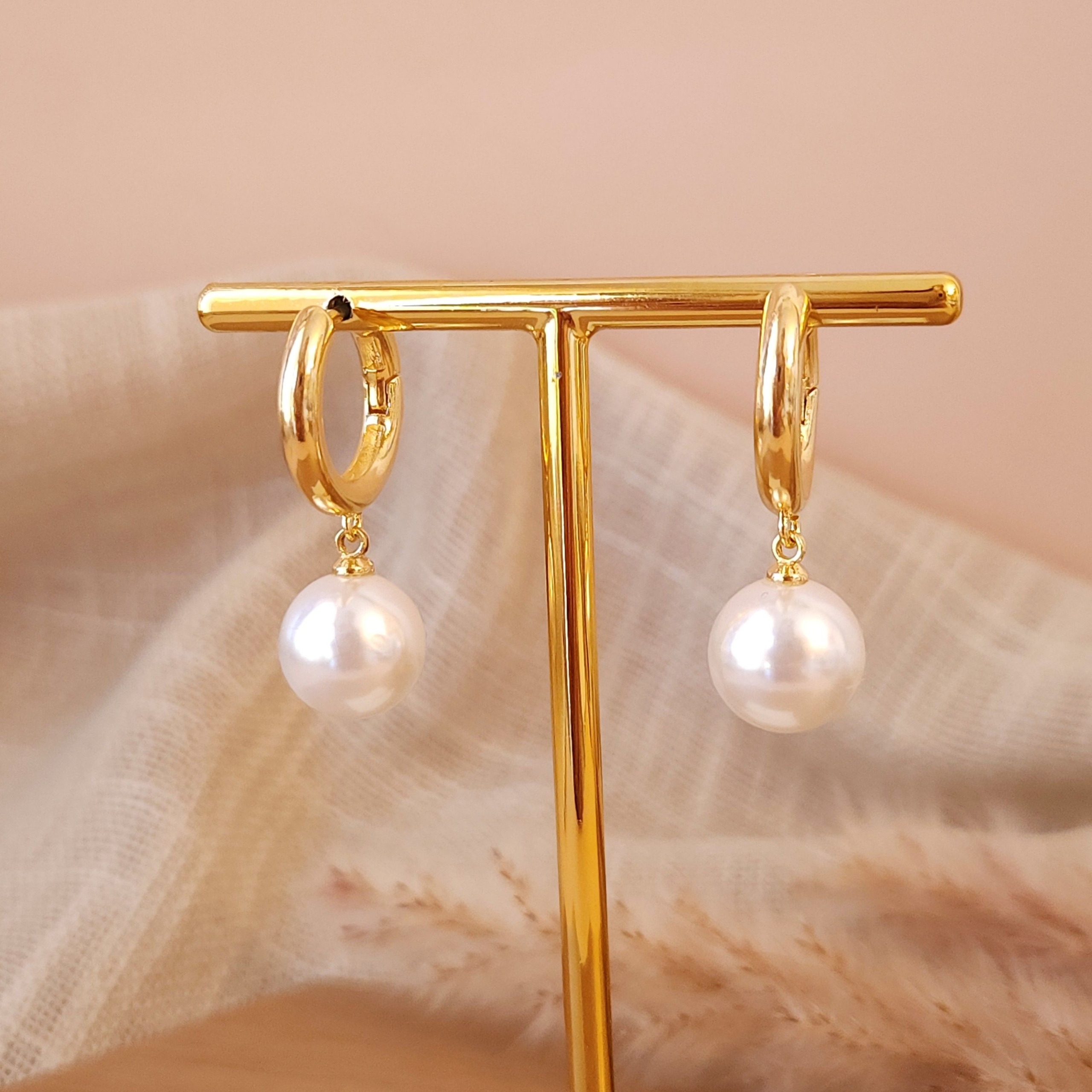 Brinco Argola de Click e Pingente de Pérola - Banhado a ouro 18k - Imagem 3