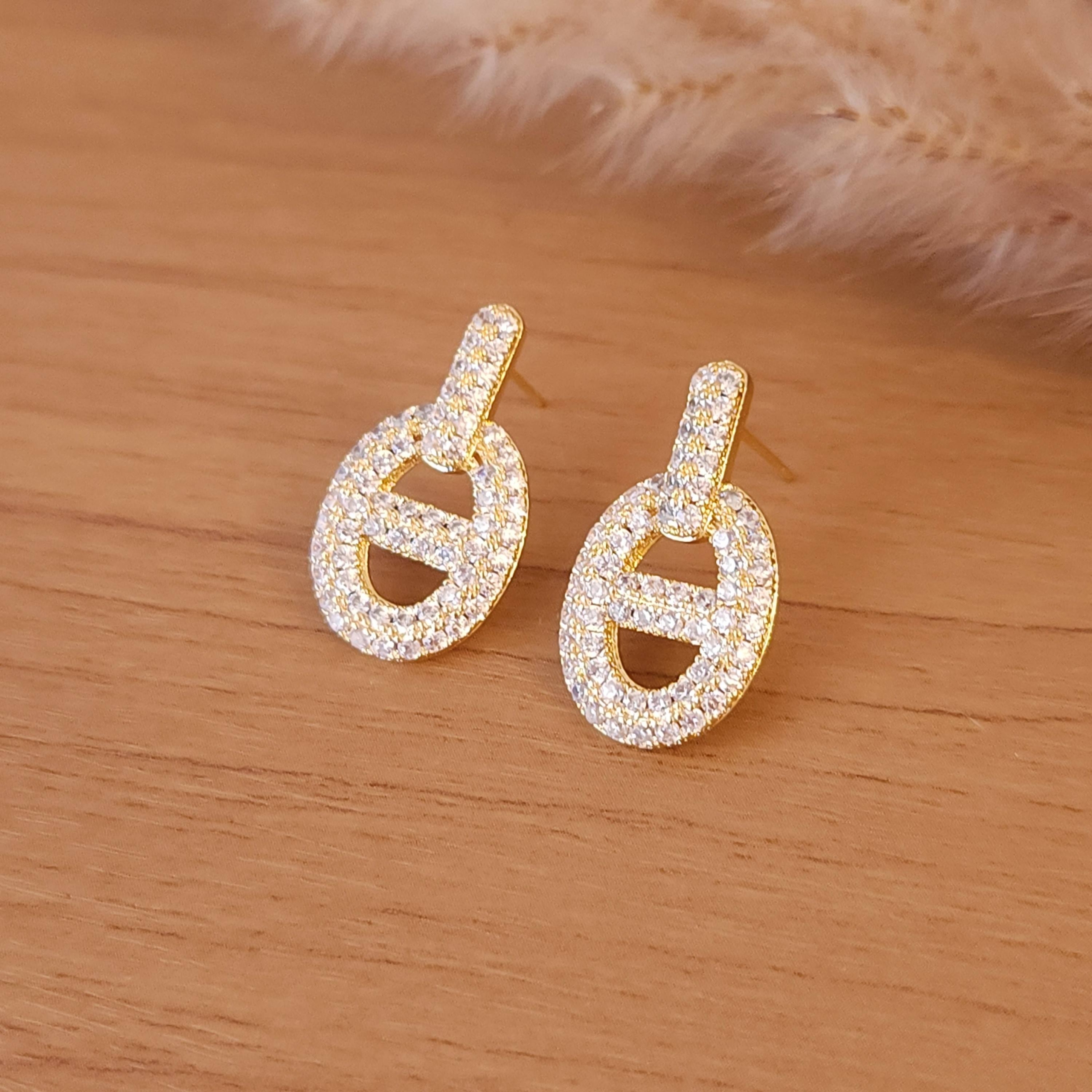 Brinco Inspiração Luxo Cravejado com Zircônias - Banhado a Ouro 18k - Imagem 3