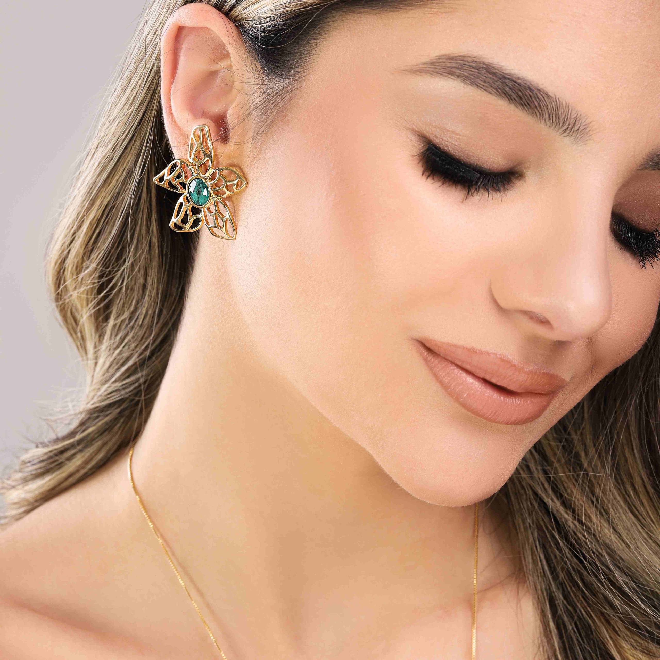 Brinco Estrela do Mar com Pedra Natural Opala do Mar - Banhado a Ouro 18k - Imagem 4