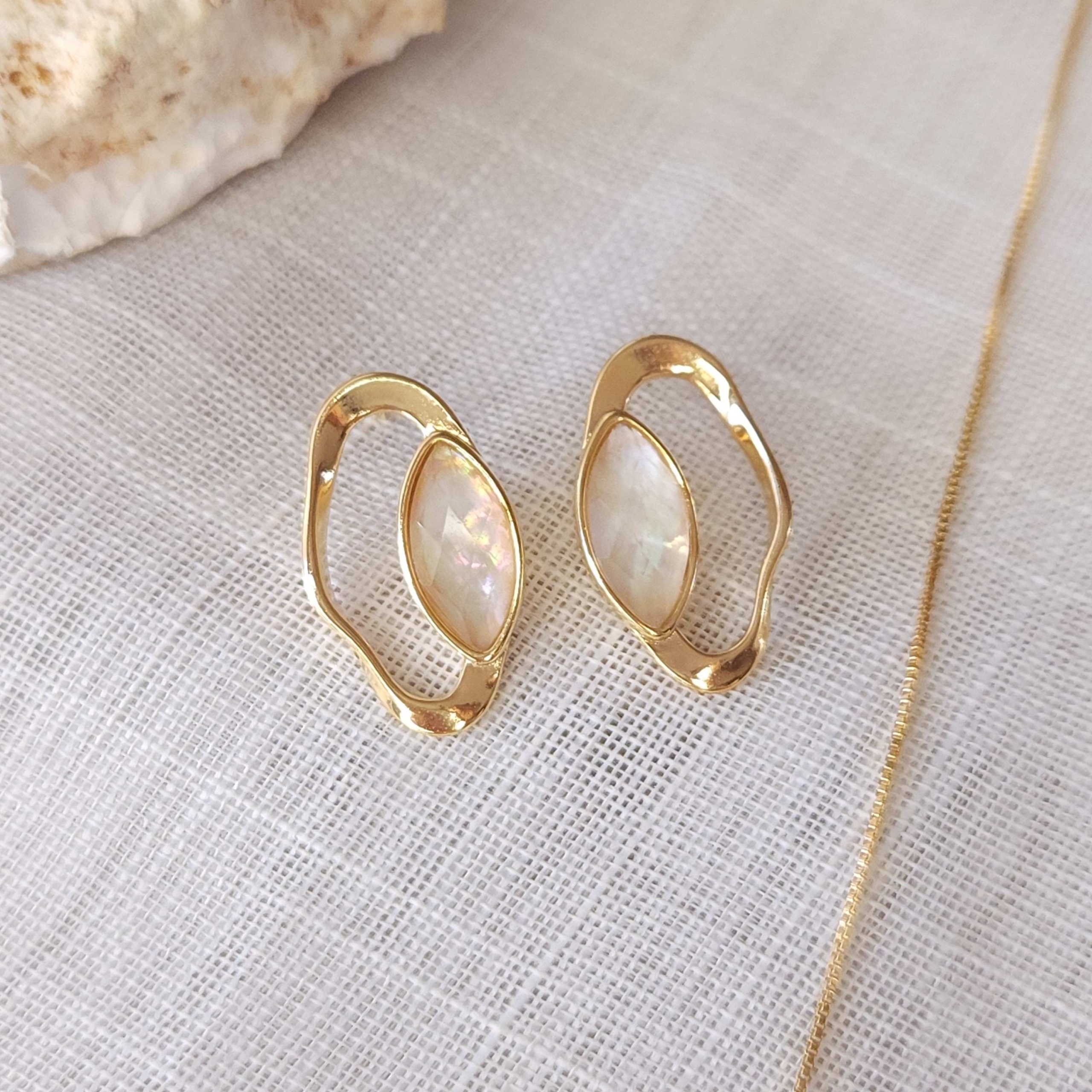 Conjunto Orgânico Vasado em formato ondulado - Banhado a Ouro 18k - Imagem 3